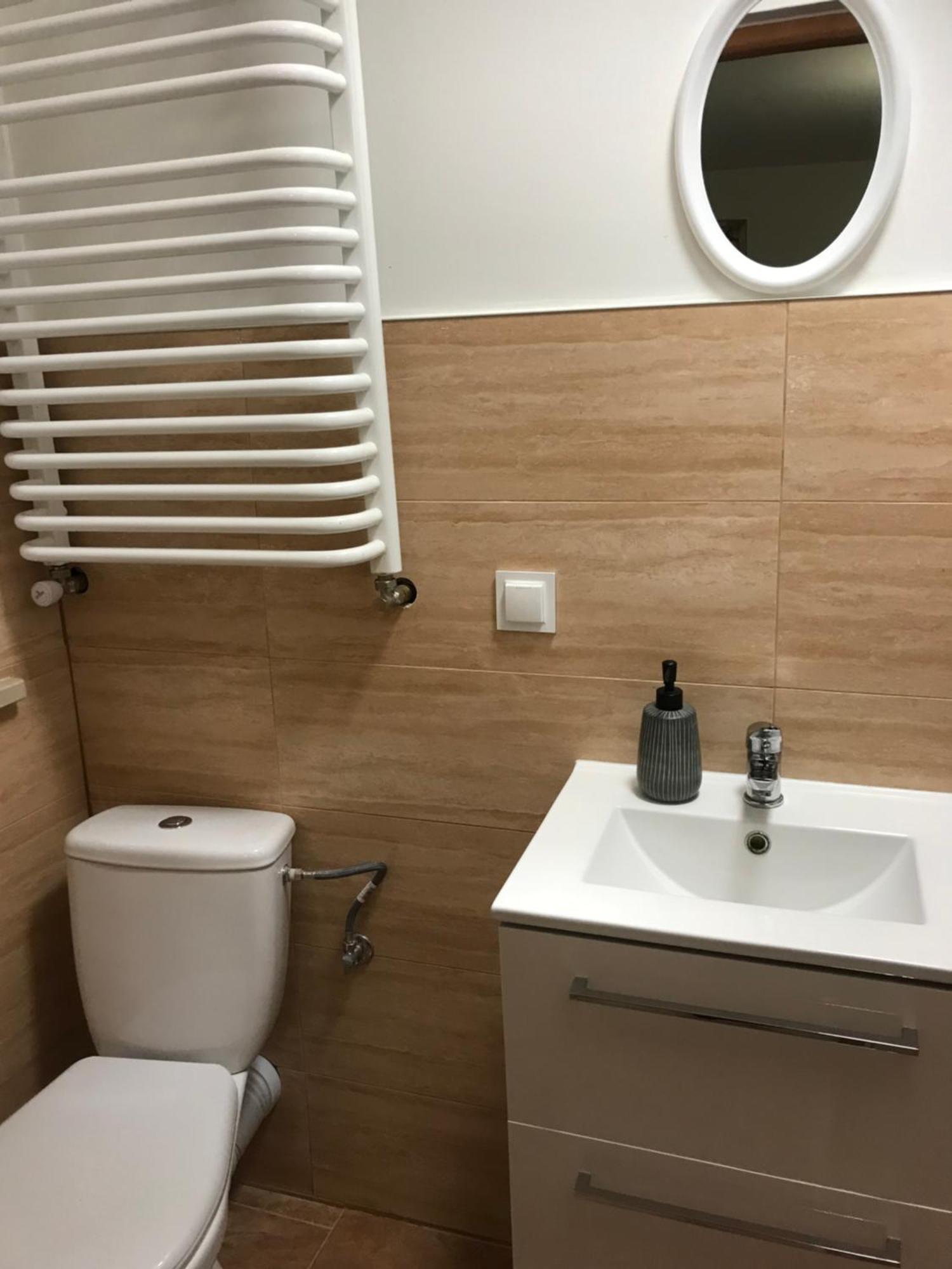 Kris Apartment Kajetany 外观 照片